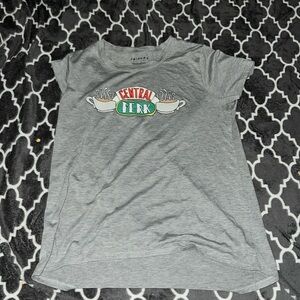 central perk coffee shop in show friends XXL (women’s)